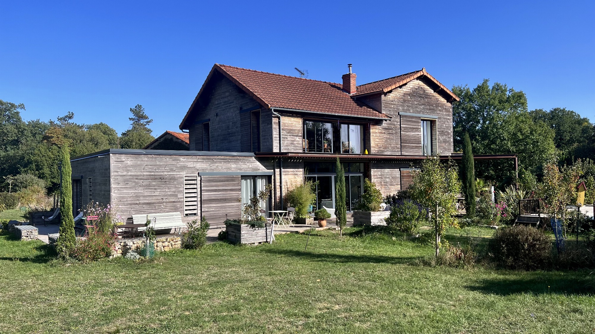maison coté jardin