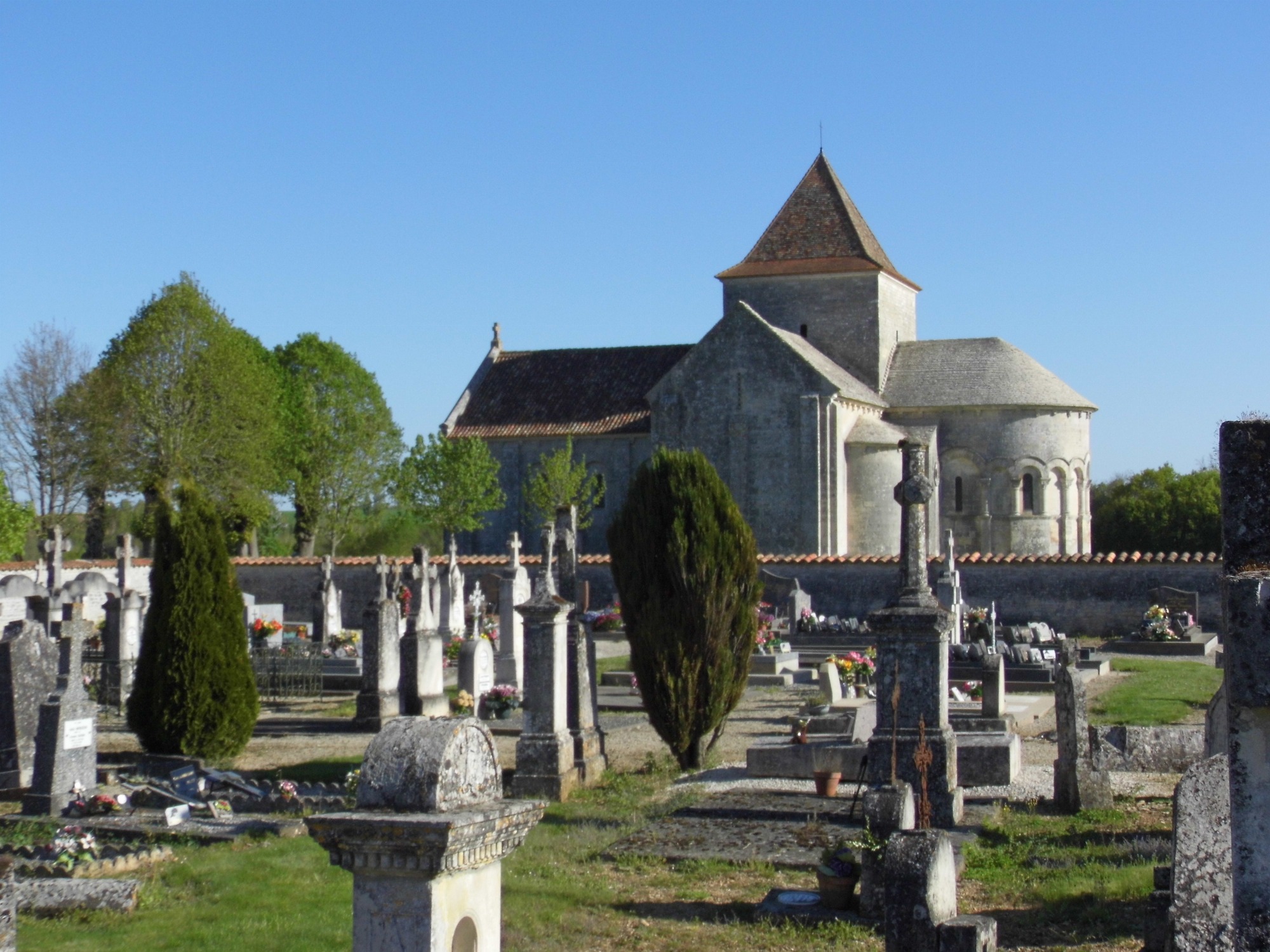 cimetière et église de Lichères