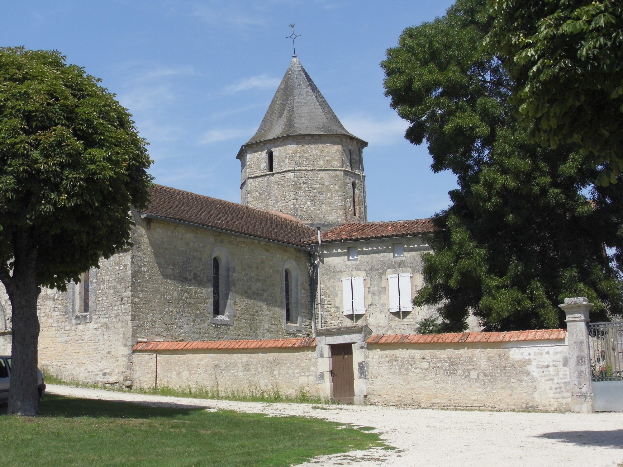 Eglise de Villejésus - Aigre