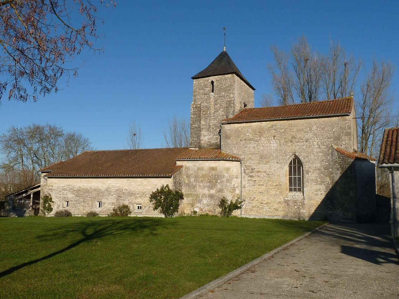 Eglise - Juillé