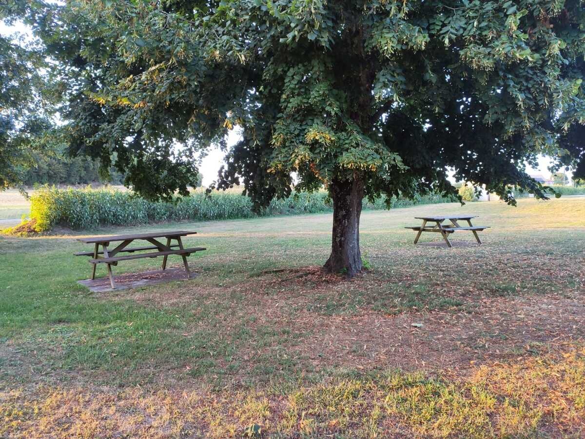 Aire de Pique nique de Fontenille, en Nord Charente