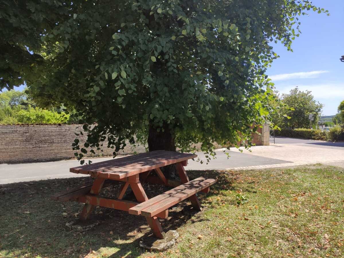 Aire de Pique nique de Tuzie, en Nord Charente