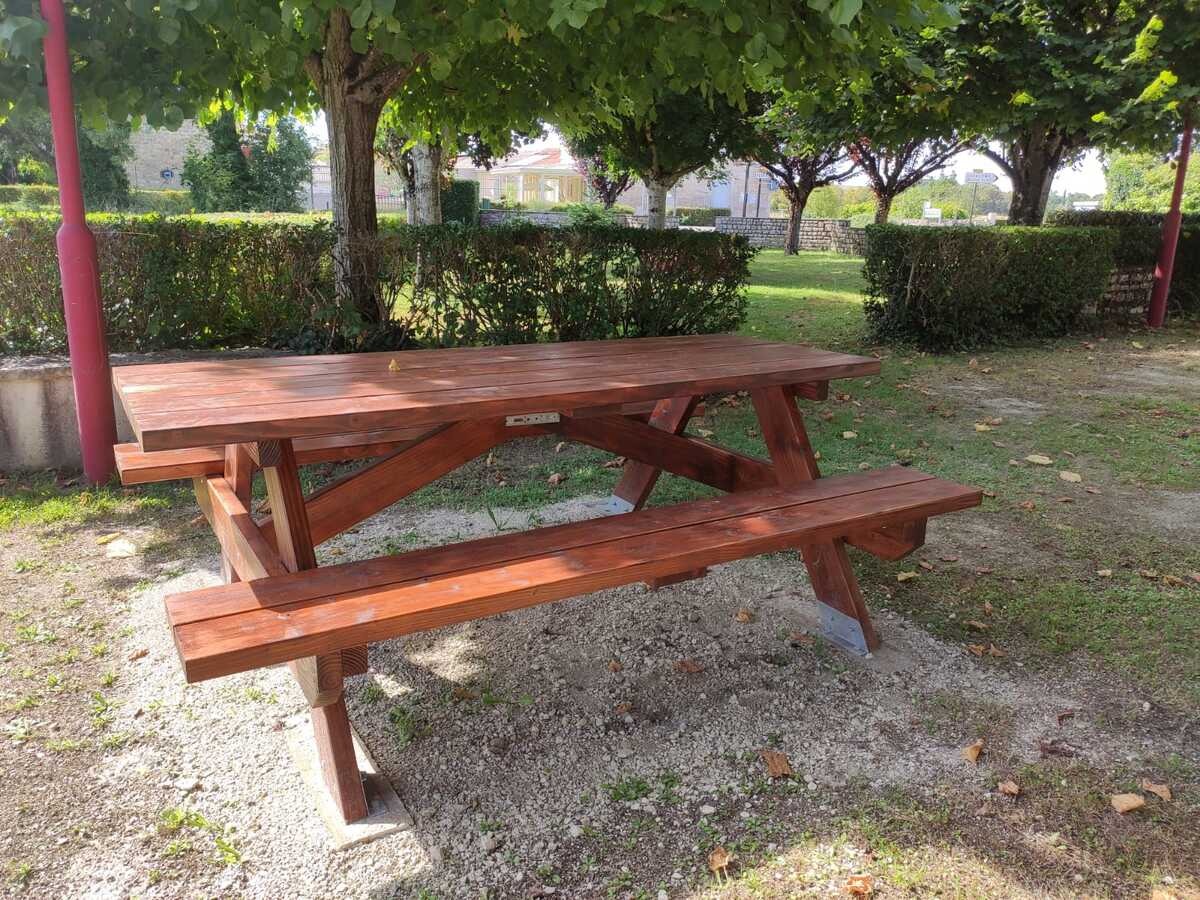 Aire de Pique nique de Charmé, en Nord Charente