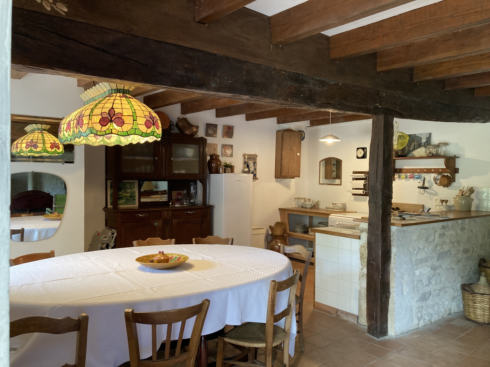 Gîte Le Son: cuisine et salle à manger