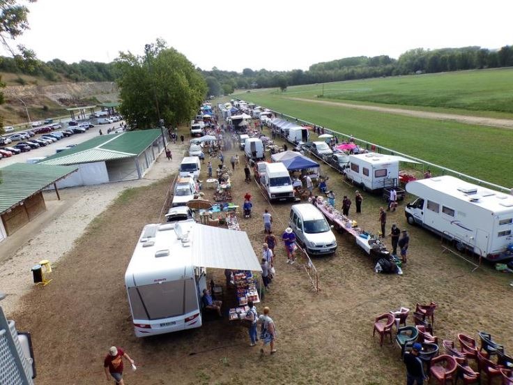 Vide grenier_La Boixe