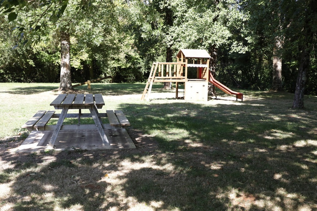 Table à Bioussac