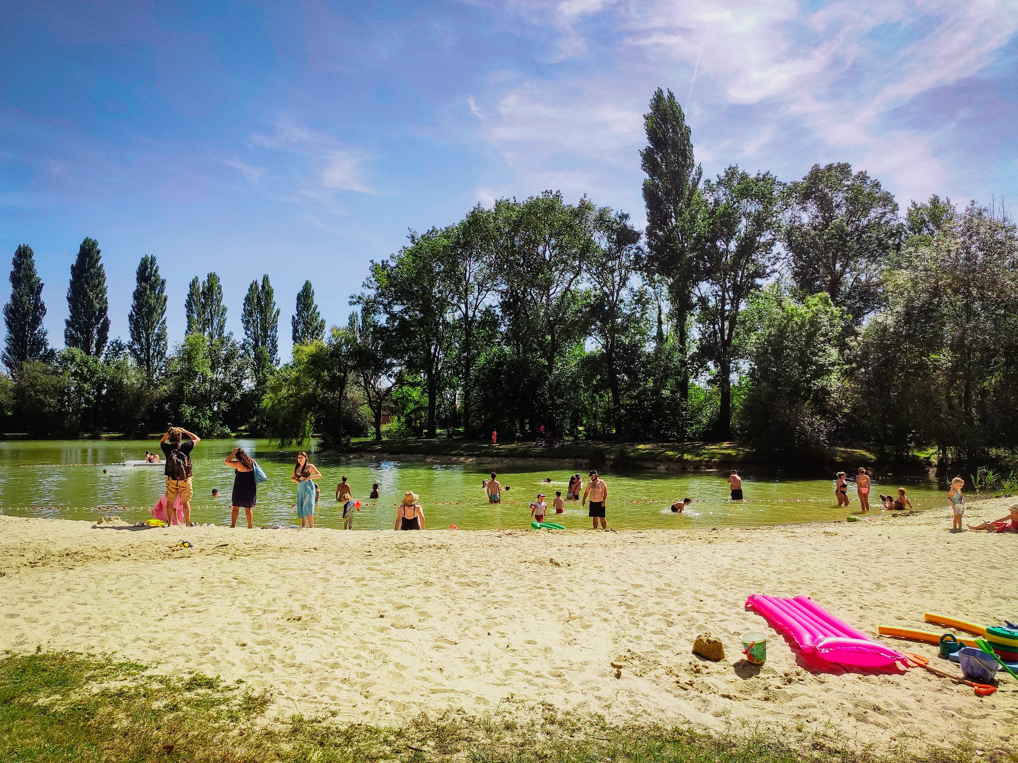 baignade au  plan d'eau des Trois Fontaines