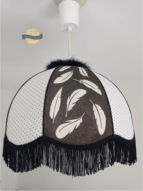 Exposition abat jour et objets déco en SABLE