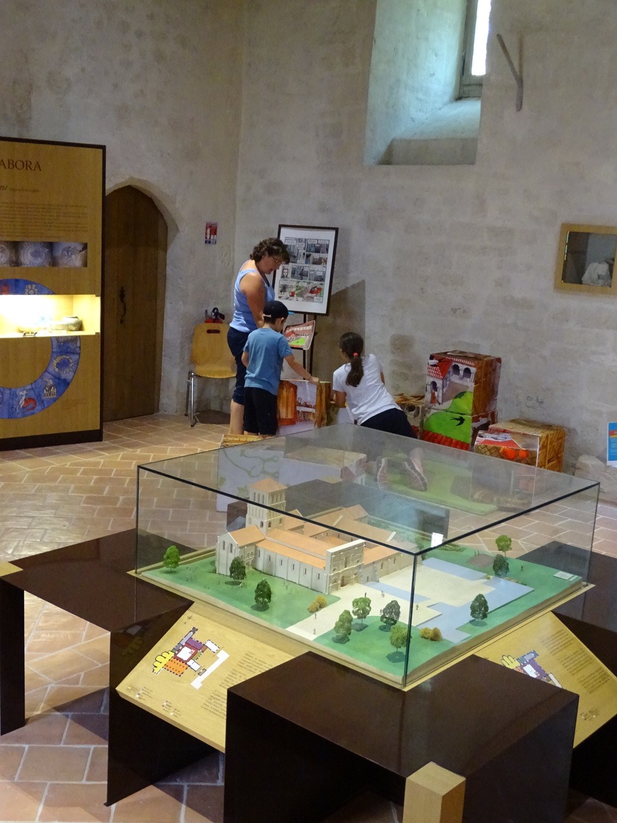 Espace d'architecture romane