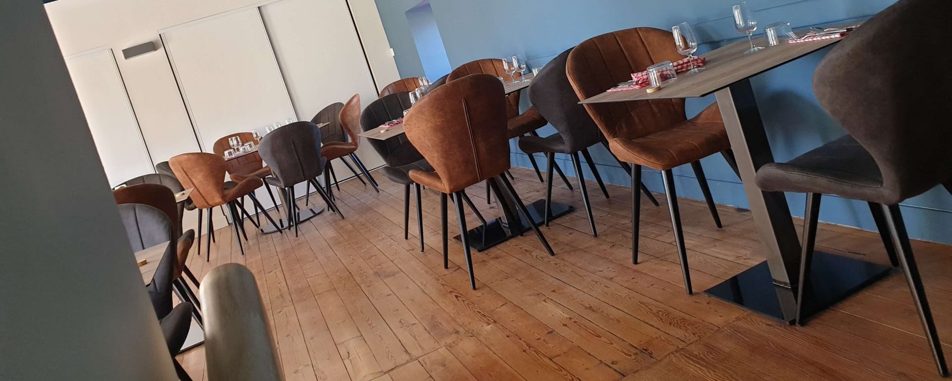 Salle du restaurant Le Relais des Iles à Vouharte en Nord Charente