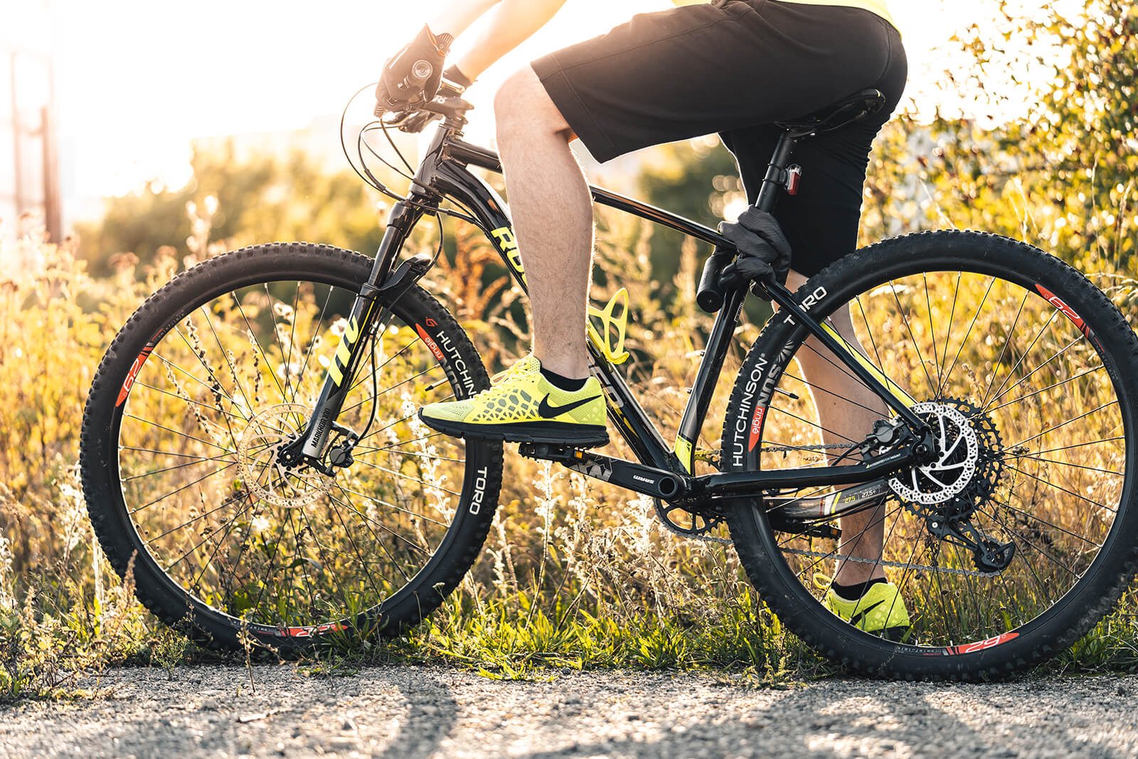 homme sur un vélo