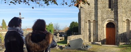 Ecoute du podcast sur l'église de la balade Nature et patrimoine de La Faye
