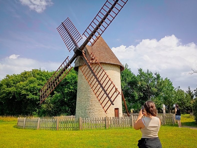 Visite du moulin des pierres blanches de Villefagnan