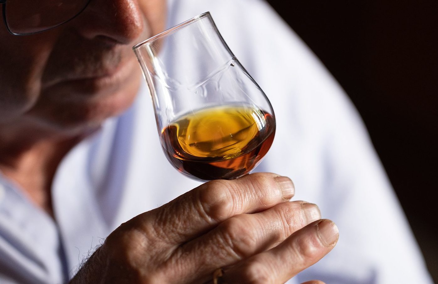 Dégustation de cognac associer mon restaurant aux producteurs locaux