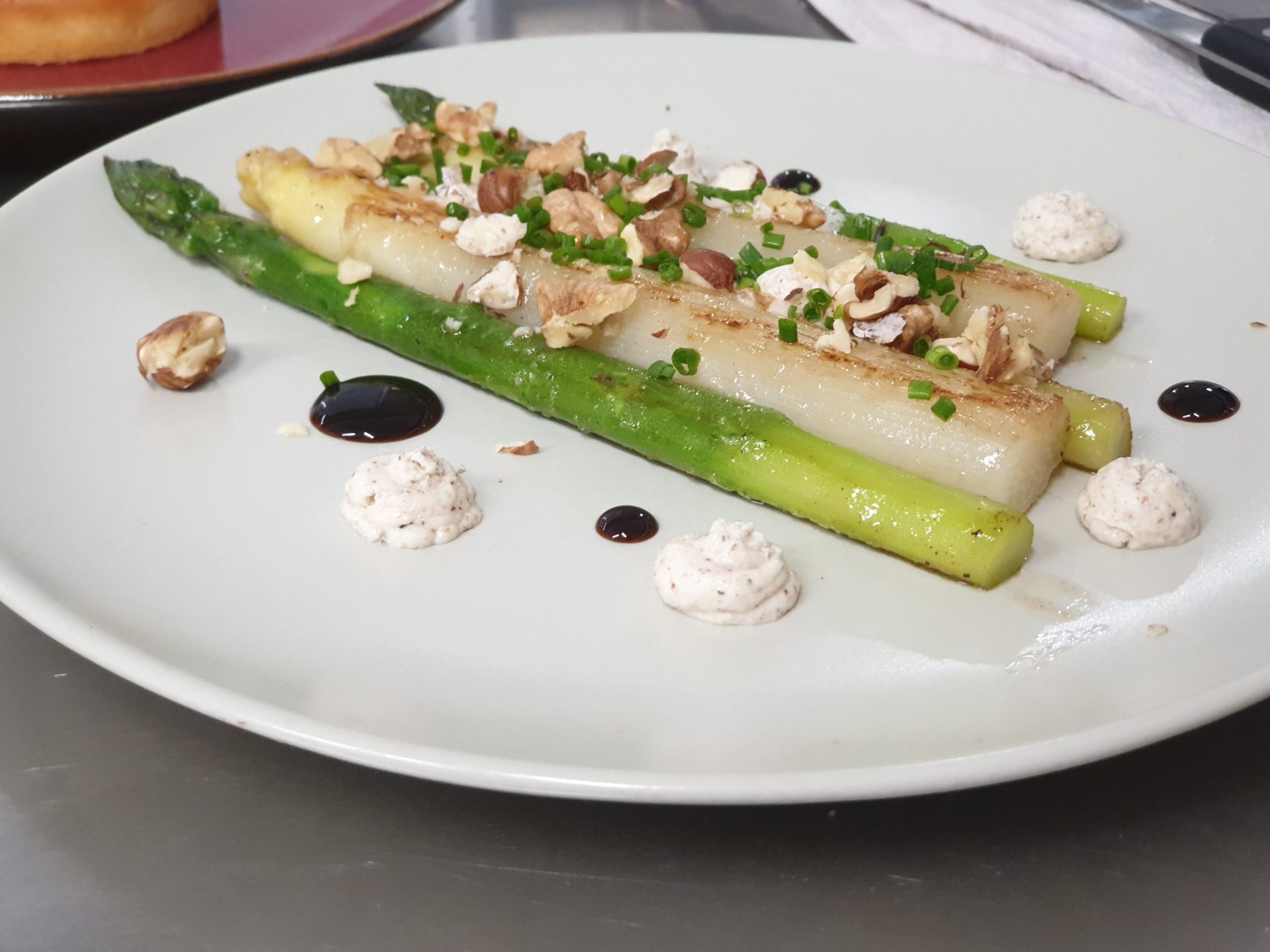 plat végétarien servi au relais des îles à Vouharte