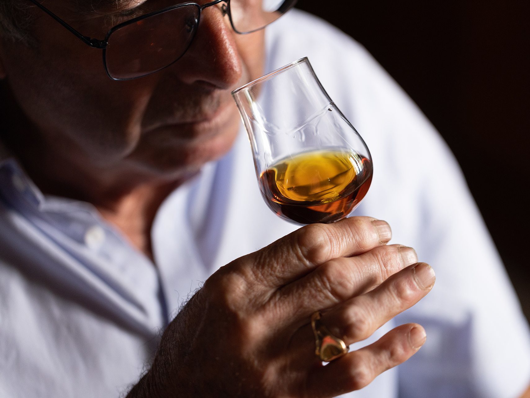 Dégustation de cognac associer mon restaurant aux producteurs locaux